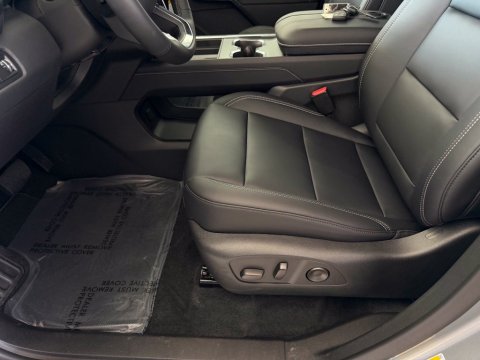 New Sterling Metallic 2027 GMC Acadia Elevation FWD - photo 13 - Stock #270053