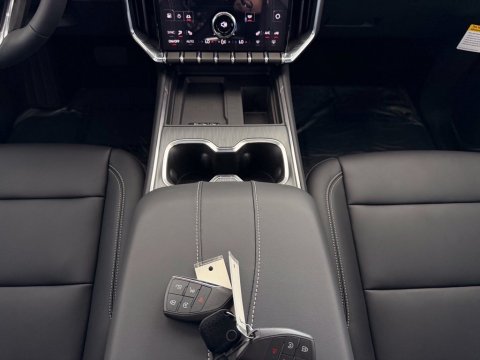 New Sterling Metallic 2027 GMC Acadia Elevation FWD - photo 22 - Stock #270053