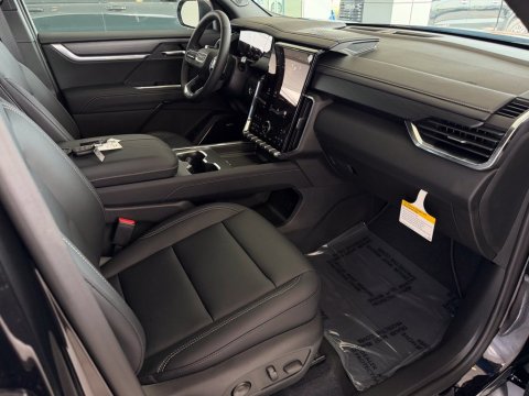 New Ebony Twilight Metallic 2026 GMC Acadia Elevation FWD - photo 17 - Stock #261225