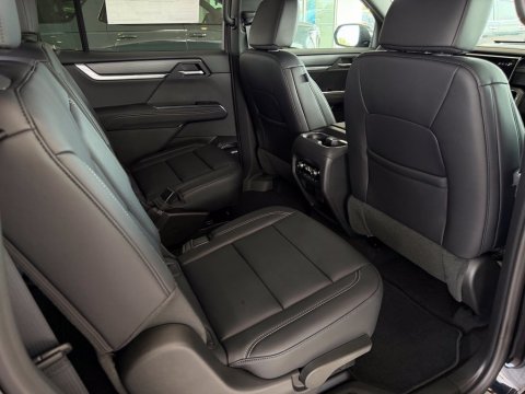 New Ebony Twilight Metallic 2026 GMC Acadia Elevation FWD - photo 19 - Stock #261225