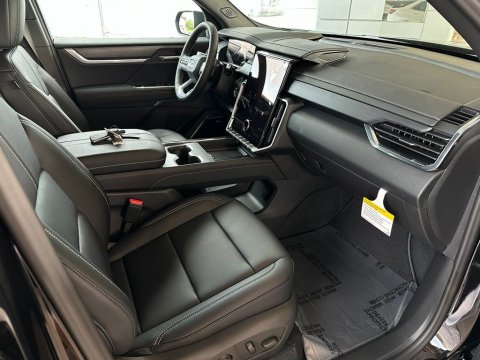 New Ebony Twilight Metallic 2026 GMC Acadia Elevation FWD - photo 16 - Stock #261144