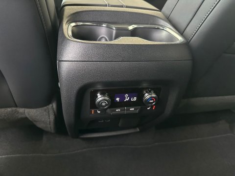 New Ebony Twilight Metallic 2026 GMC Acadia Elevation FWD - photo 22 - Stock #261144