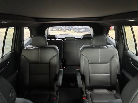 New Ebony Twilight Metallic 2026 GMC Acadia Elevation FWD - photo 26 - Stock #261144