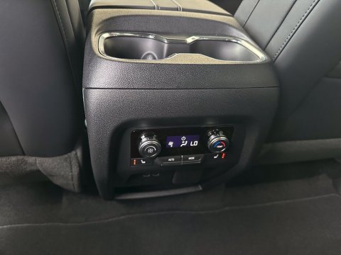 New Ebony Twilight Metallic 2026 GMC Acadia Elevation FWD - photo 23 - Stock #261144