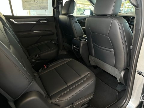 2026 GMC Acadia Elevation - Photo 17