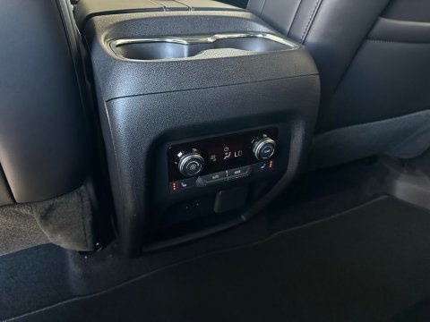 2026 GMC Acadia Elevation - Photo 21