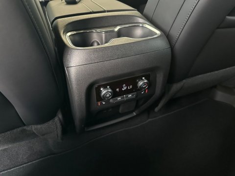 2026 GMC Acadia Elevation - Photo 21