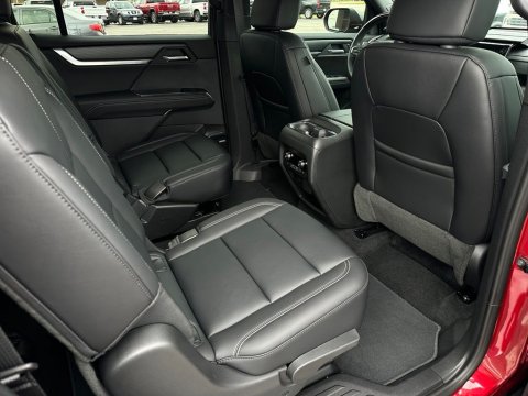 New Volcanic Red Tintcoat 2026 GMC Acadia Elevation FWD - photo 18 - Stock #260457