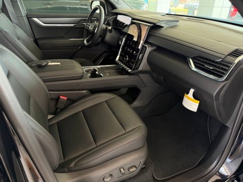 New Ebony Twilight Metallic 2026 GMC Acadia Elevation FWD - photo 16 - Stock #260493
