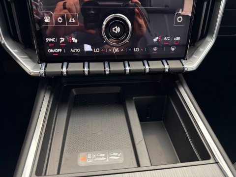New Ebony Twilight Metallic 2026 GMC Acadia Elevation FWD - photo 25 - Stock #260493