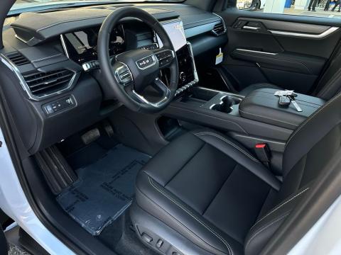 New Glacier White Tricoat 2026 GMC Acadia Elevation FWD - photo 10 - Stock #260744