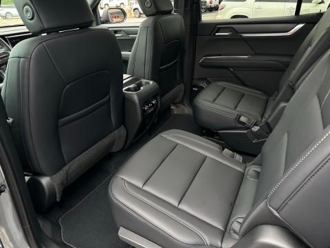 New Sterling Metallic 2026 GMC Acadia Elevation FWD - photo 14 - Stock #260920