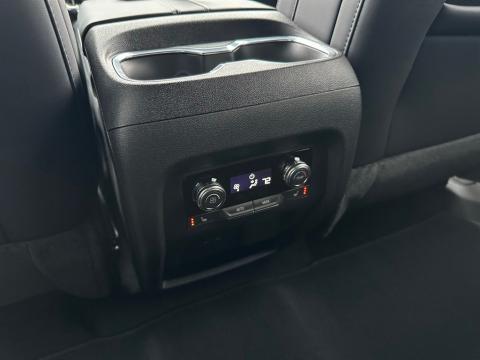 New Sterling Metallic 2026 GMC Acadia Elevation FWD - photo 21 - Stock #260920