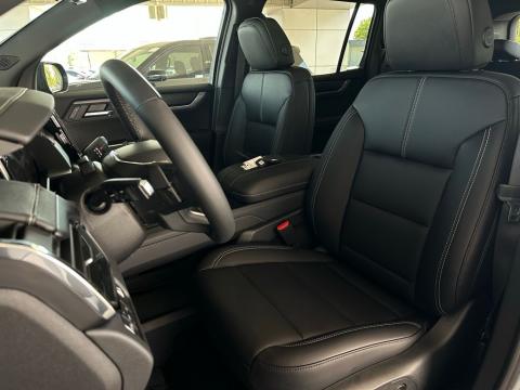 New Sterling Metallic 2026 GMC Acadia Elevation FWD - photo 13 - Stock #260753