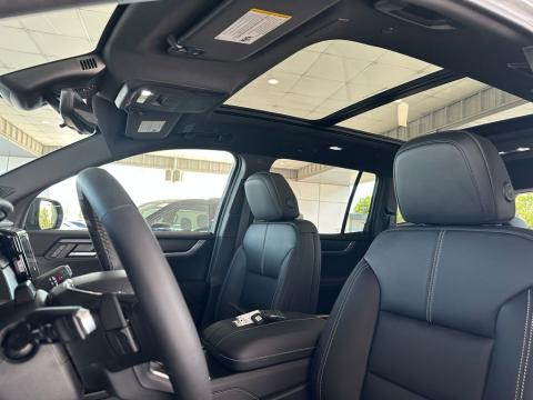 New Sterling Metallic 2026 GMC Acadia Elevation FWD - photo 14 - Stock #260753