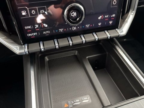 New Sterling Metallic 2026 GMC Acadia Elevation FWD - photo 26 - Stock #260753