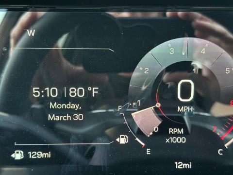 New Summit White 2026 GMC Acadia Elevation FWD - photo 33 - Stock #260757