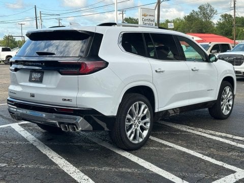 New Summit White 2026 GMC Acadia Denali FWD - photo 6 - Stock #261053
