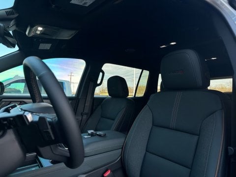 New Sterling Metallic 2026 GMC Acadia AT4 AWD - photo 15 - Stock #260702