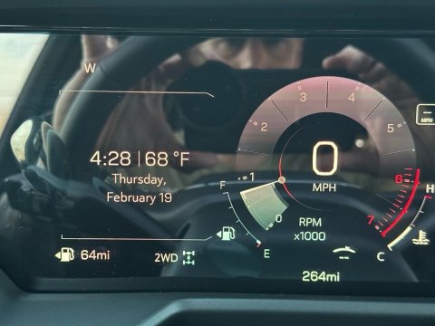 New Sterling Metallic 2026 GMC Acadia AT4 AWD - photo 24 - Stock #260702
