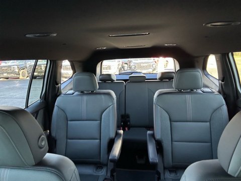 New Sterling Metallic 2026 GMC Acadia AT4 AWD - photo 27 - Stock #260702