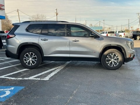 New Sterling Metallic 2026 GMC Acadia AT4 AWD - photo 4 - Stock #260702