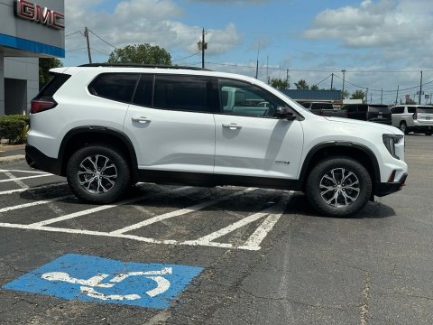 New Summit White 2026 GMC Acadia AT4 AWD - photo 4 - Stock #261069