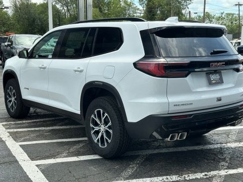 New Summit White 2026 GMC Acadia AT4 AWD - photo 7 - Stock #261069