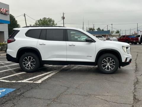 New Summit White 2026 GMC Acadia AT4 AWD - photo 4 - Stock #260971
