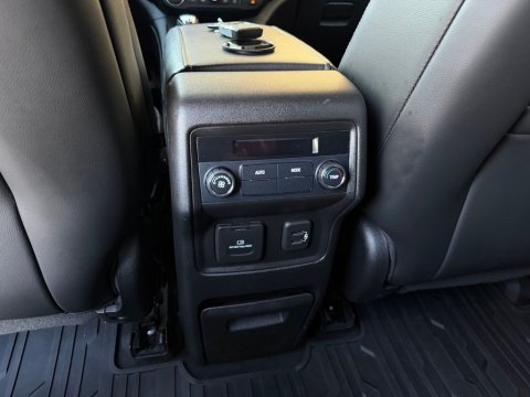Pre-Owned Quicksilver Metallic 2019 GMC Acadia SLT-1 FWD - photo 23 - Stock #260787D