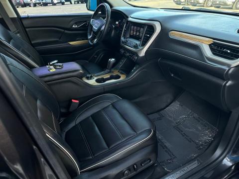 Pre-Owned Iridium Metallic 2017 GMC Acadia Denali FWD - photo 17 - Stock #X2457