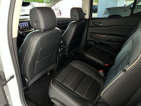 Pre-Owned White Frost Tricoat 2022 GMC Acadia Denali FWD - photo 16 - Stock #260744A