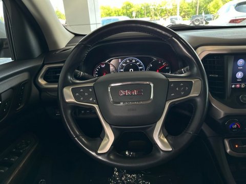 Pre-Owned White Frost Tricoat 2022 GMC Acadia Denali FWD - photo 20 - Stock #260744A