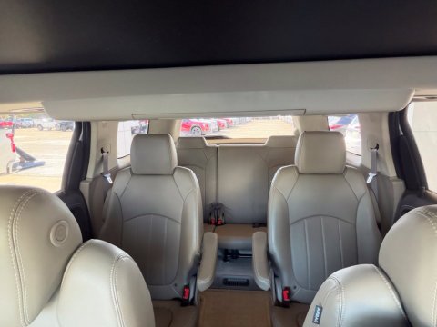 Pre-Owned White Frost Tricoat 2016 GMC Acadia Denali FWD - photo 27 - Stock #261395A