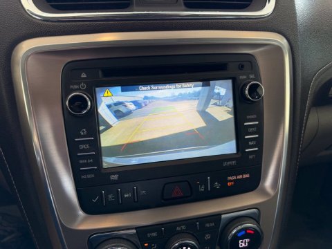 Pre-Owned White Frost Tricoat 2016 GMC Acadia Denali FWD - photo 28 - Stock #261395A