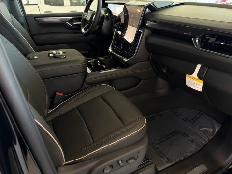 New Onyx Black 2026 GMC Yukon XL Elevation RWD - photo 16 - Stock #261374