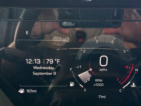 New Onyx Black 2026 GMC Yukon XL Elevation RWD - photo 23 - Stock #261374