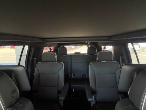 New Onyx Black 2026 GMC Yukon XL Elevation RWD - photo 26 - Stock #261374