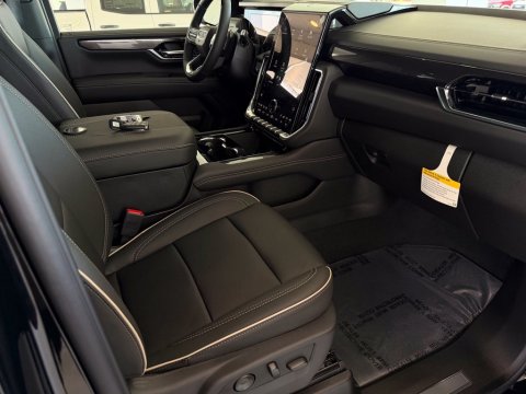 New Onyx Black 2026 GMC Yukon XL Elevation RWD - photo 17 - Stock #261374