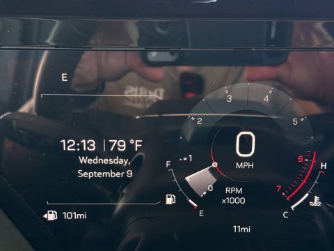 New Onyx Black 2026 GMC Yukon XL Elevation RWD - photo 24 - Stock #261374