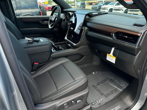New Sterling Metallic 2026 GMC Yukon XL Denali RWD - photo 16 - Stock #261185