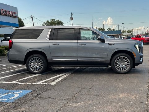 New Sterling Metallic 2026 GMC Yukon XL Denali RWD - photo 4 - Stock #261185