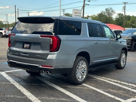 New Sterling Metallic 2026 GMC Yukon XL Denali RWD - photo 6 - Stock #261185