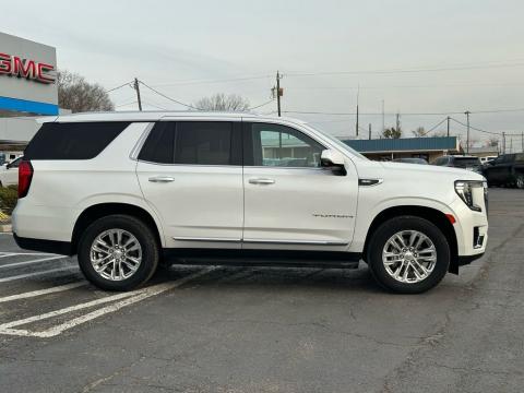 2022 GMC Yukon SLT
