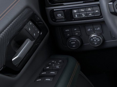 New Sterling Metallic 2026 GMC Yukon AT4 4WD - photo 22 - Stock #261380