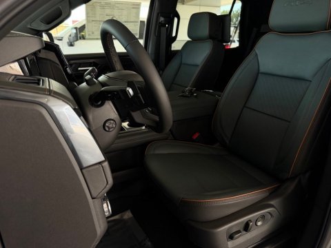 New Sterling Metallic 2026 GMC Yukon AT4 4WD - photo 13 - Stock #261380
