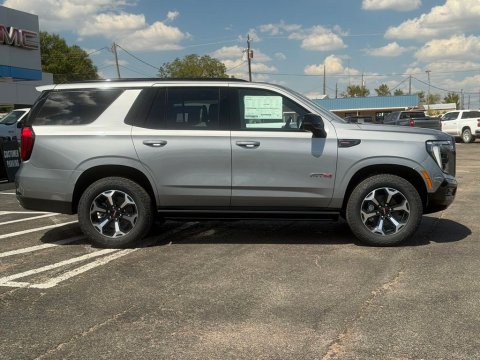 New Sterling Metallic 2026 GMC Yukon AT4 4WD - photo 4 - Stock #261380