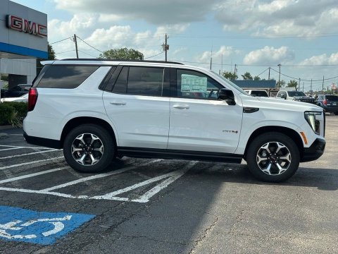 New Summit White 2026 GMC Yukon AT4 4WD - photo 4 - Stock #261016