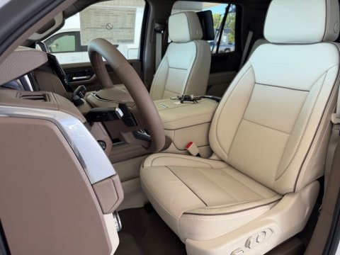 New Glacier White Tricoat 2026 GMC Yukon Denali 4WD - photo 10 - Stock #261379