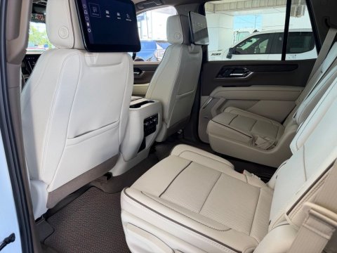 New Glacier White Tricoat 2026 GMC Yukon Denali 4WD - photo 12 - Stock #261379